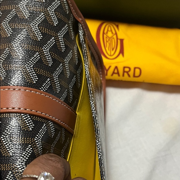 Black and Tan Patterned Bag - Picture 4 of 4